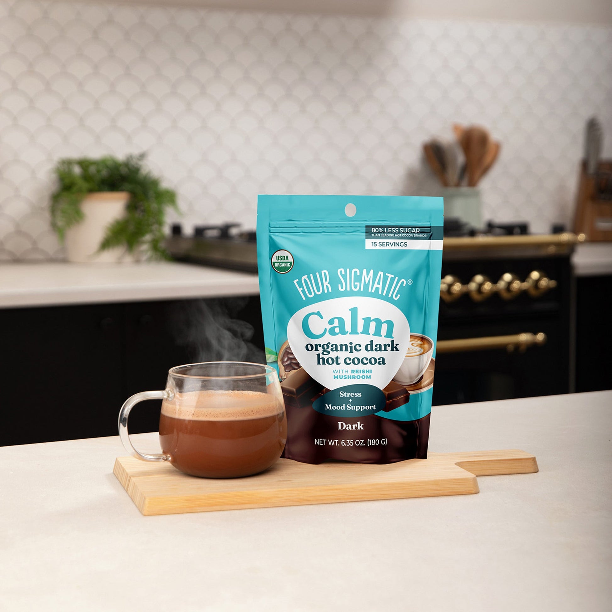 calm-dark-hot-cocoa-m0 calm-cocoa-dark-lifestyle-2026-1.jpg